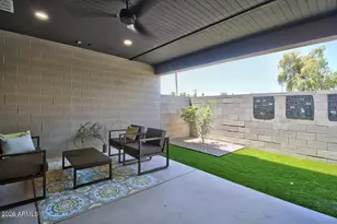 2727 E Thomas Rd, Phoenix, AZ 85016 - Photo 2