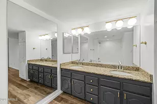 12222 N Paradise Vlg Pkwy S, Phoenix, AZ 85032 - Photo 20