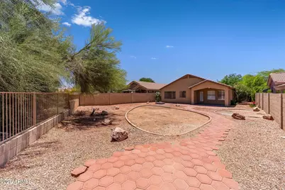 17534 W Coyote Trail Drive, Goodyear, AZ 85338 - Photo 30