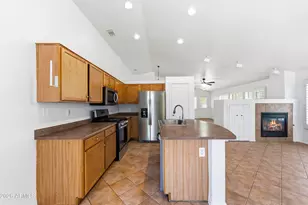 17534 W Coyote Trail Dr, Goodyear, AZ 85338 - Photo 8