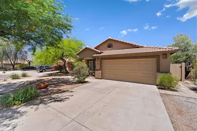 17534 W Coyote Trail Drive, Goodyear, AZ 85338 - Photo 4