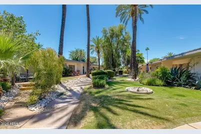 1441 E Maryland Avenue #5, Phoenix, AZ 85014 - Photo 8