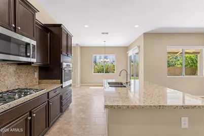2827 E Muirfield Street, Gilbert, AZ 85298 - Photo 10