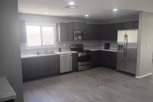 6310 N 46th Ave, Glendale, AZ 85301 - Photo 14