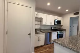 6826 W Pierson St, Phoenix, AZ 85033 - Photo 6
