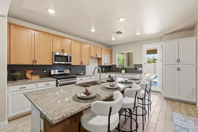 17222 W Orchid Lane, Waddell, AZ 85355 - Photo 14