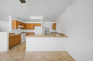 10602 W Papago St, Tolleson, AZ 85353 - Photo 6