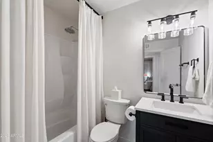8125 E Palm Ln, Scottsdale, AZ 85257 - Photo 32