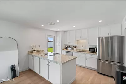 8125 E Palm Lane, Scottsdale, AZ 85257 - Photo 14