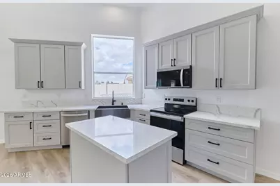 9019 W Acoma Drive, Peoria, AZ 85381 - Photo 8