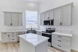 9019 W Acoma Dr, Peoria, AZ 85381 - Photo 8