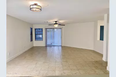 13658 W Fargo Drive, Surprise, AZ 85374 - Photo 10