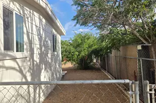 118 E Pinal St, Huachuca City, AZ 85616 - Photo 32