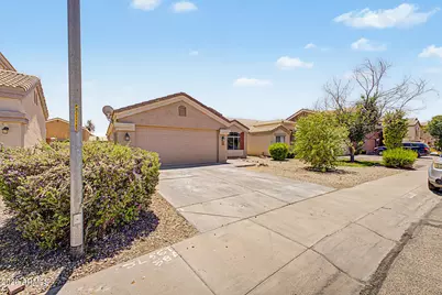 8613 W Crown King Road, Tolleson, AZ 85353 - Photo 2