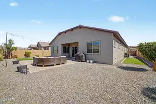 18977 W Desert Hls Dr, Surprise, AZ 85388 - Photo 30
