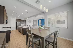 18977 W Desert Hls Dr, Surprise, AZ 85388 - Photo 8