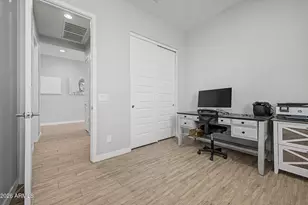 18977 W Desert Hls Dr, Surprise, AZ 85388 - Photo 26