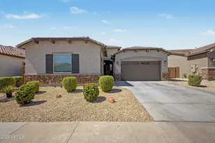 18977 W Desert Hls Dr, Surprise, AZ 85388 - Photo 2