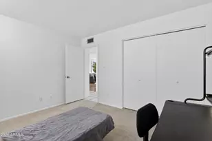 2718 S Azalea Dr, Tempe, AZ 85282 - Photo 14
