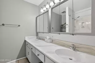 2718 S Azalea Dr, Tempe, AZ 85282 - Photo 16
