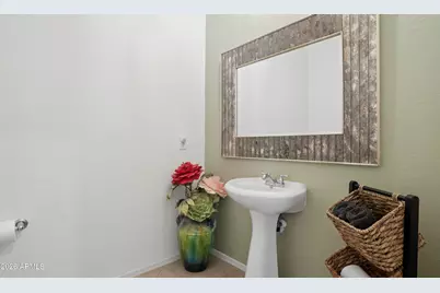 2341 W Bramble Berry Lane, Phoenix, AZ 85085 - Photo 34