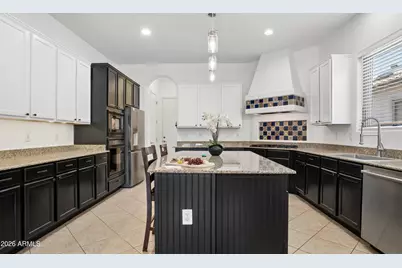 2341 W Bramble Berry Lane, Phoenix, AZ 85085 - Photo 8