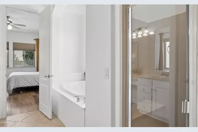 2341 W Bramble Berry Lane, Phoenix, AZ 85085 - Photo 24