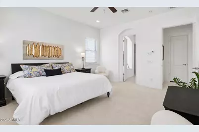 2341 W Bramble Berry Lane, Phoenix, AZ 85085 - Photo 18