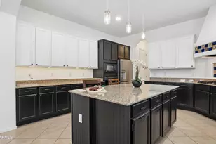 2341 W Bramble Berry Ln, Phoenix, AZ 85085 - Photo 6