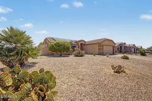 14121 S Redondo Rd, Arizona City, AZ 85123 - Photo 2