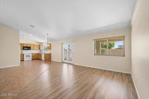 14121 S Redondo Rd, Arizona City, AZ 85123 - Photo 4