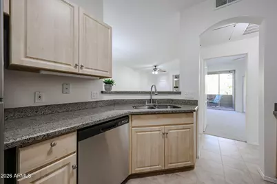 1411 E Orangewood Avenue #124, Phoenix, AZ 85020 - Photo 14