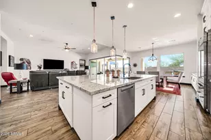 11613 W Tenaza Dr, Peoria, AZ 85383 - Photo 20