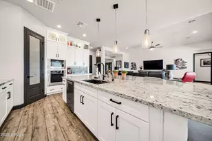 11613 W Tenaza Dr, Peoria, AZ 85383 - Photo 22