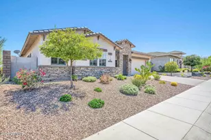 11613 W Tenaza Dr, Peoria, AZ 85383 - Photo 4
