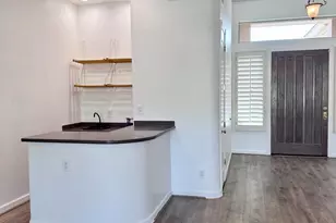 7460 E Tuckey Ln, Scottsdale, AZ 85250 - Photo 18