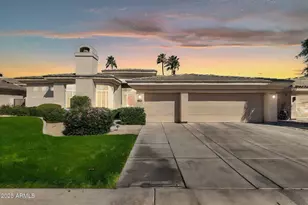 7460 E Tuckey Ln, Scottsdale, AZ 85250 - Photo 4