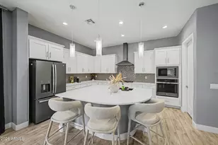 523 E Yellowstone Pl, Chandler, AZ 85249 - Photo 2