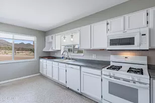 2358 N Ranch Trail, Huachuca City, AZ 85616 - Photo 10
