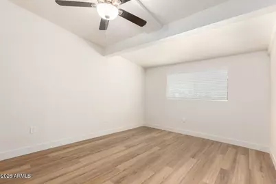 6049 W Laurie Lane #Apt 5, Glendale, AZ 85302 - Photo 8