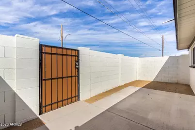 6049 W Laurie Lane #Apt 5, Glendale, AZ 85302 - Photo 6
