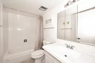 7910 E Camelback Rd, Scottsdale, AZ 85251 - Photo 10