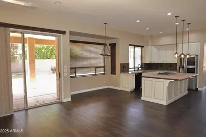 562 N Danielson Way, Chandler, AZ 85225 - Photo 12