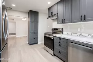 2111 W Solano Dr, Phoenix, AZ 85015 - Photo 6