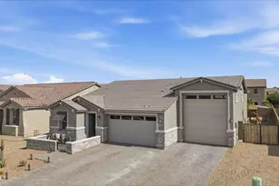 44091 W Palo Nuez St, Maricopa, AZ 85138 - Photo 2