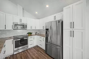 7302 E Clovis Ave, Mesa, AZ 85208 - Photo 14