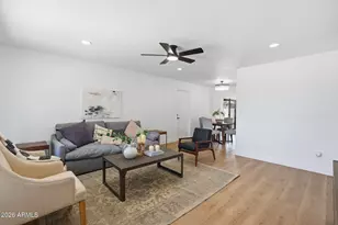 182 S Oak St, Chandler, AZ 85226 - Photo 4