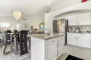 42596 W Bunker Dr, Maricopa, AZ 85138 - Photo 8