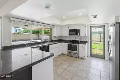 4844 W Royal Palm Road, Glendale, AZ 85302 - Photo 10