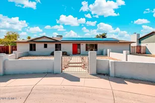 1944 W Kristal Way, Phoenix, AZ 85027 - Photo 1